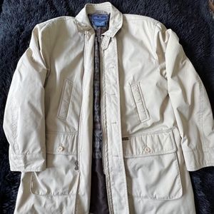 Facconable Barn Jacket